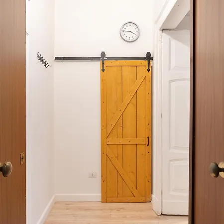 J-appartment Toledo Nápoly